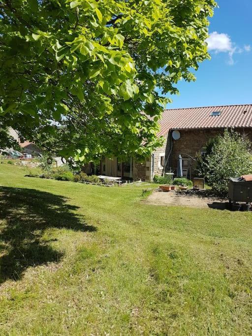 chambre à la campagne Saint André de Chalencon Exterior foto